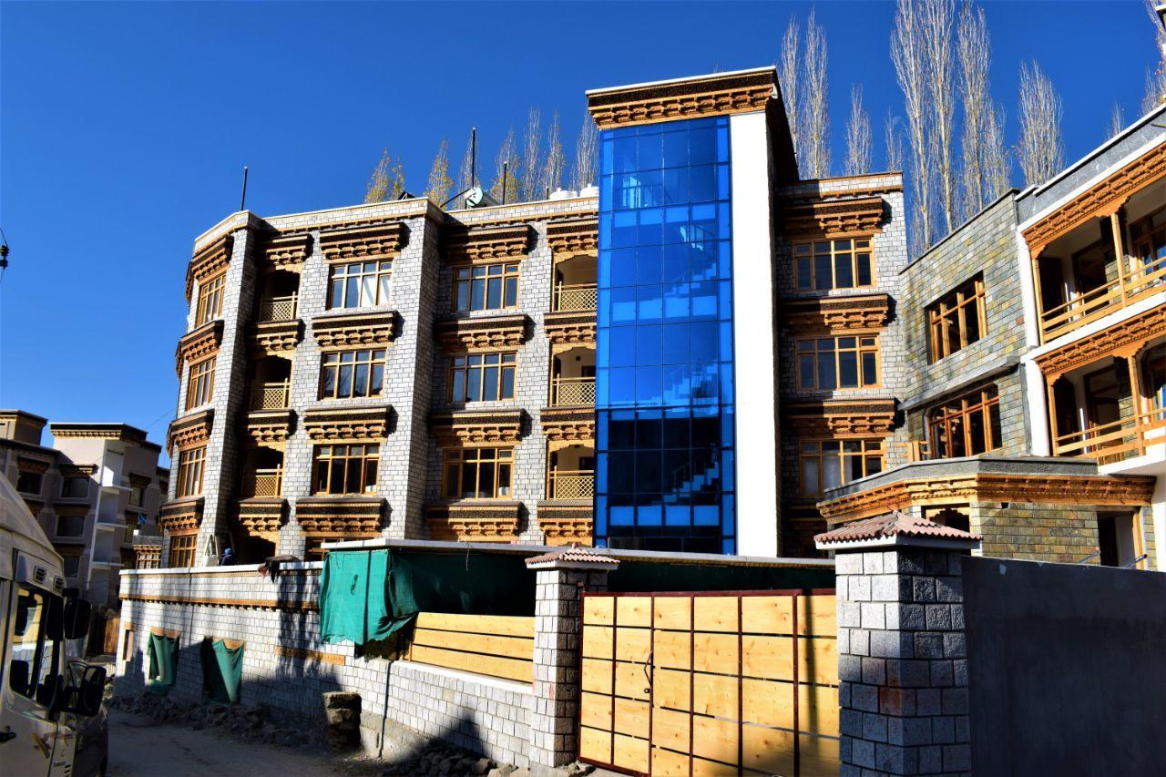 The Grand Yasmin Ladakh Hotell Leh Exteriör bild
