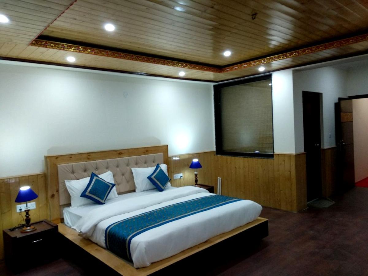The Grand Yasmin Ladakh Hotell Leh Exteriör bild