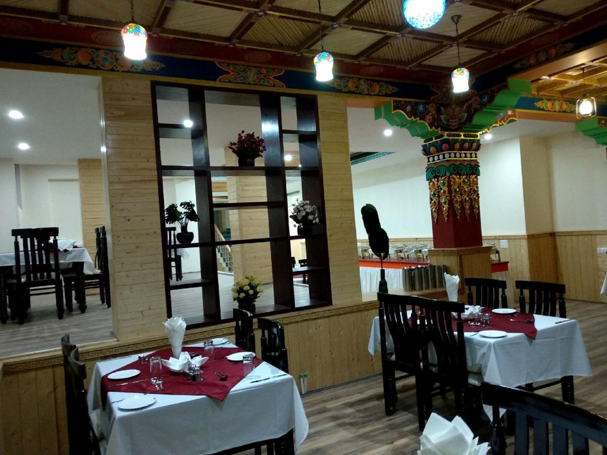 The Grand Yasmin Ladakh Hotell Leh Exteriör bild