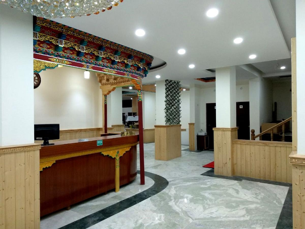 The Grand Yasmin Ladakh Hotell Leh Exteriör bild