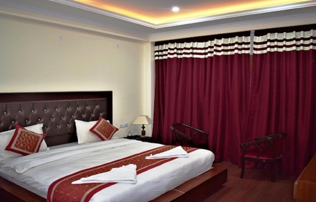 The Grand Yasmin Ladakh Hotell Leh Exteriör bild